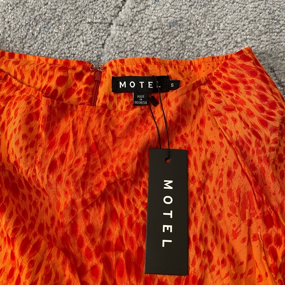 Urban outfitters Motel Rocks, orange, patterned skirt - Picture 5 of 5